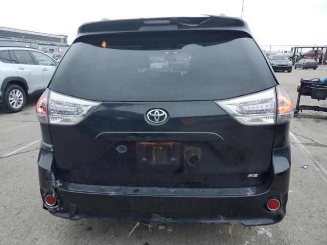 2015 Toyota Sienna Sport