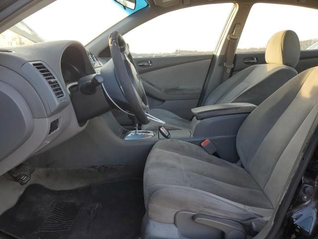 2010 Nissan Altima Base