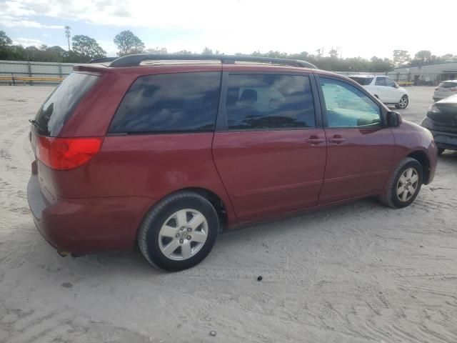 2006 Toyota Sienna XLE