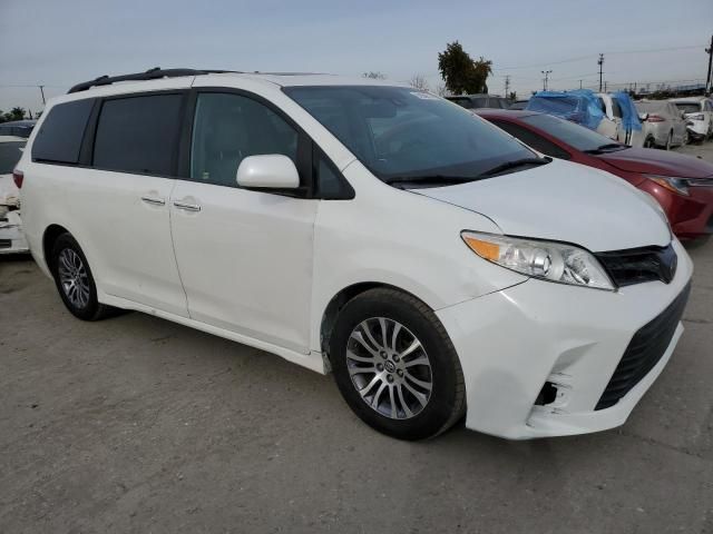 2019 Toyota Sienna XLE