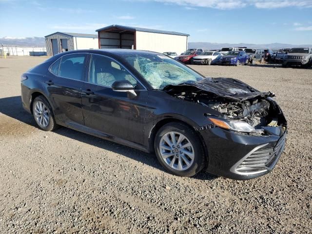 2022 Toyota Camry LE