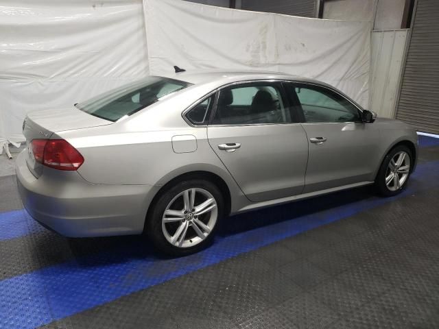 2014 Volkswagen Passat SE