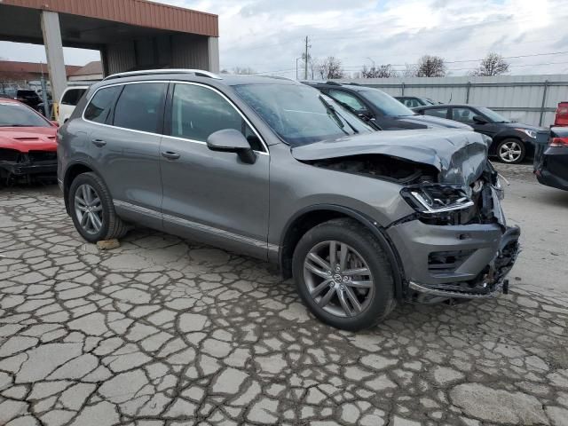 2015 Volkswagen Touareg V6