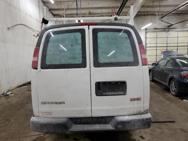 2004 GMC Savana G2500