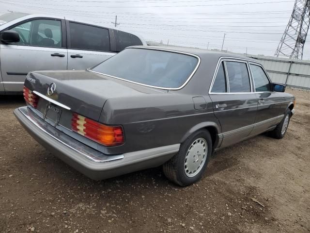 1987 Mercedes-Benz 560 SEL