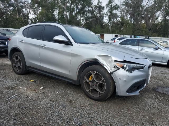 2018 Alfa Romeo Stelvio Sport