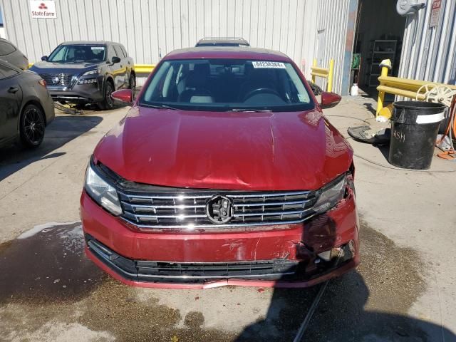 2016 Volkswagen Passat SE