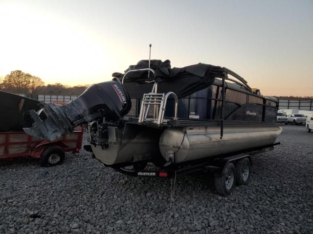 2020 Boat Pontoon