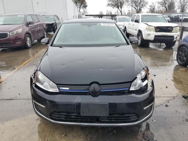 2016 Volkswagen E-GOLF SE