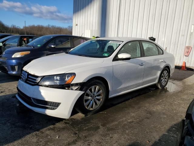 2013 Volkswagen Passat S