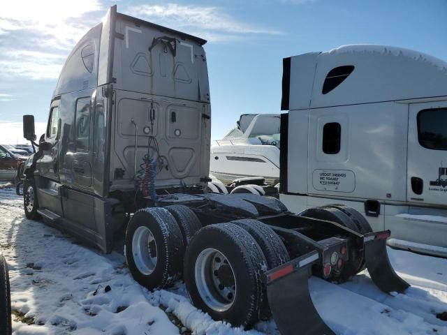 2016 Freightliner Cascadia 125