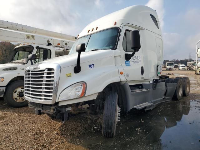 2018 Freightliner Cascadia 125