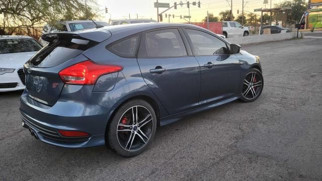 2018 Ford Focus ST