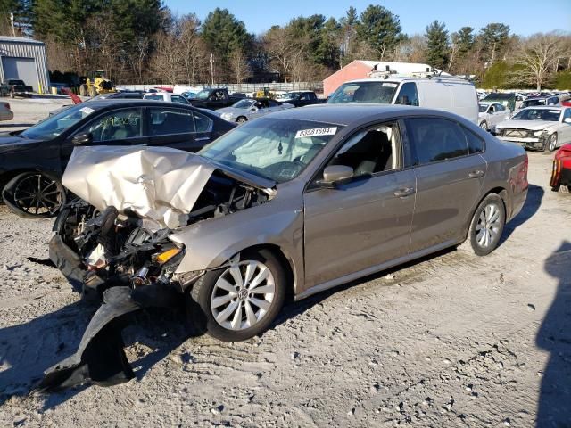 2015 Volkswagen Passat S