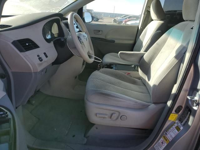 2012 Toyota Sienna LE