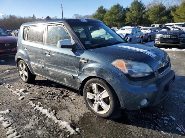 2010 KIA Soul +