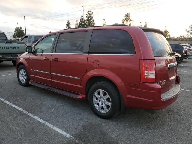 2010 Chrysler Town & Country Touring