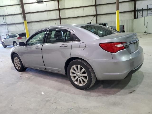 2013 Chrysler 200 Touring