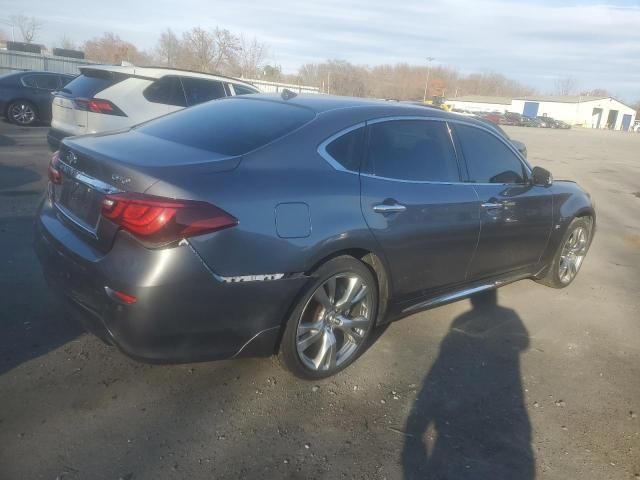 2016 Infiniti Q70 3.7