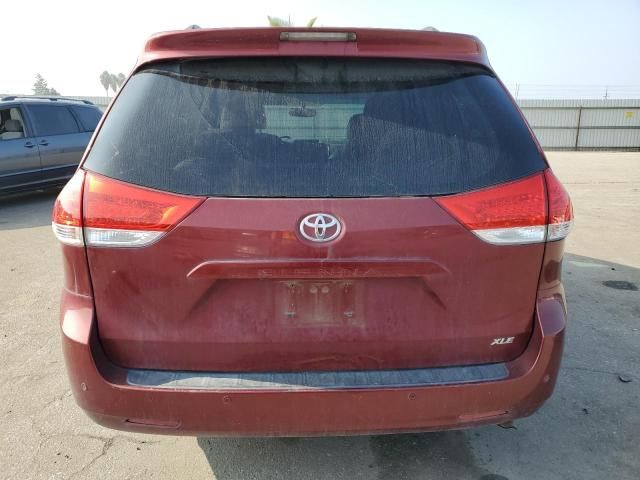 2012 Toyota Sienna XLE