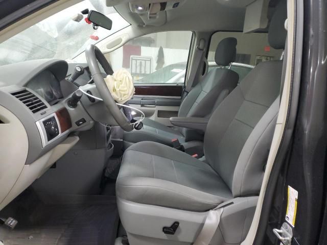 2010 Chrysler Town & Country Touring