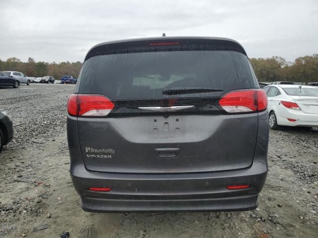 2022 Chrysler Voyager LX