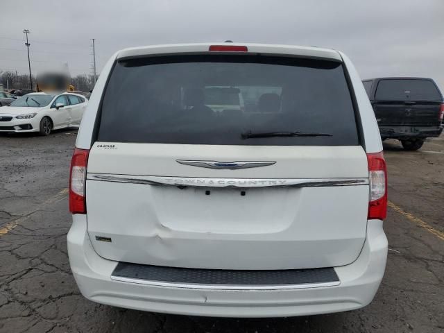 2014 Chrysler Town & Country Touring