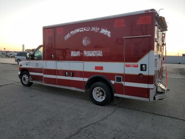 2006 Ford Econoline E450 Super Duty Cutaway Van