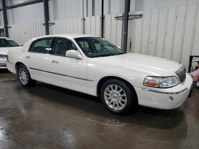 2007 Lincoln Town Car Signature