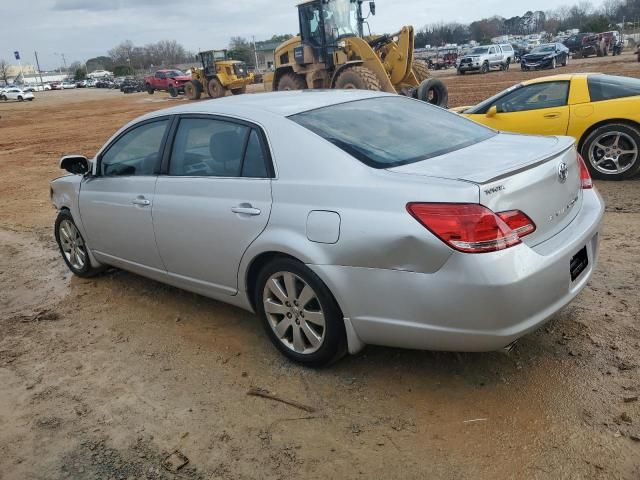 2005 Toyota Avalon XL