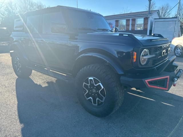 2021 Ford Bronco Base