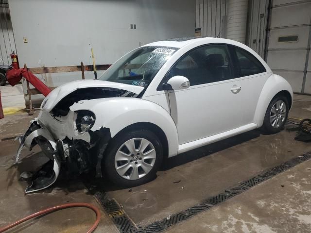 2009 Volkswagen New Beetle S