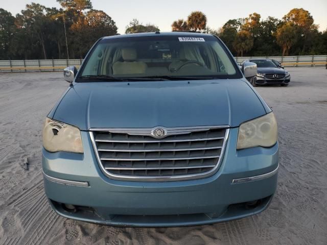 2009 Chrysler Town & Country Limited