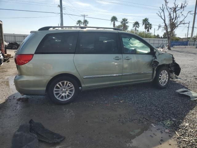 2008 Toyota Sienna XLE