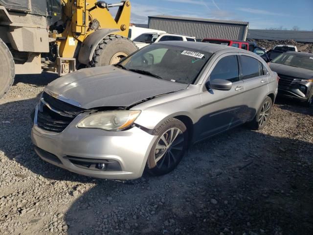 2013 Chrysler 200 Touring