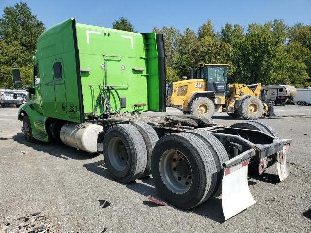 2017 Peterbilt 579