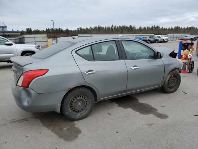 2013 Nissan Versa S