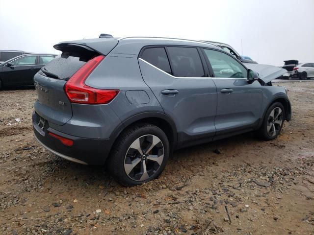 2023 Volvo XC40 Plus