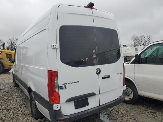 2022 Mercedes-Benz Sprinter 2500