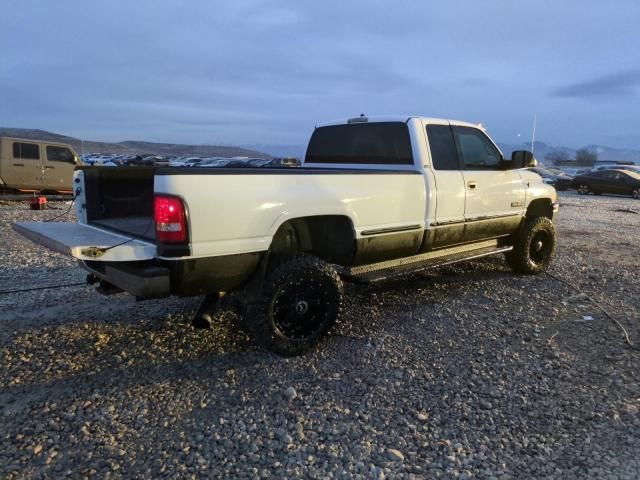 1998 Dodge RAM 2500