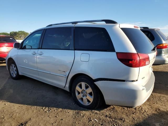 2004 Toyota Sienna XLE