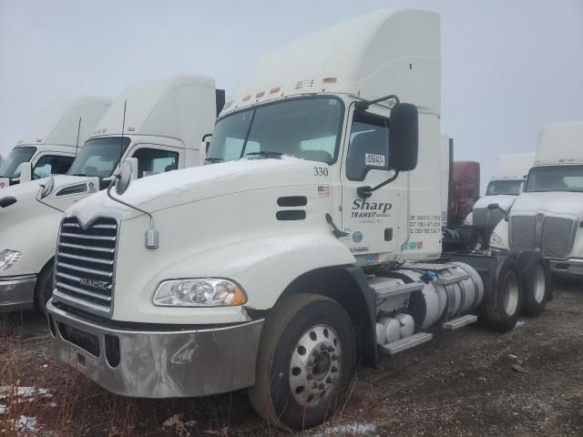 2015 Mack 600 CXU600