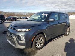 KIA Soul salvage cars for sale: 2022 KIA Soul LX