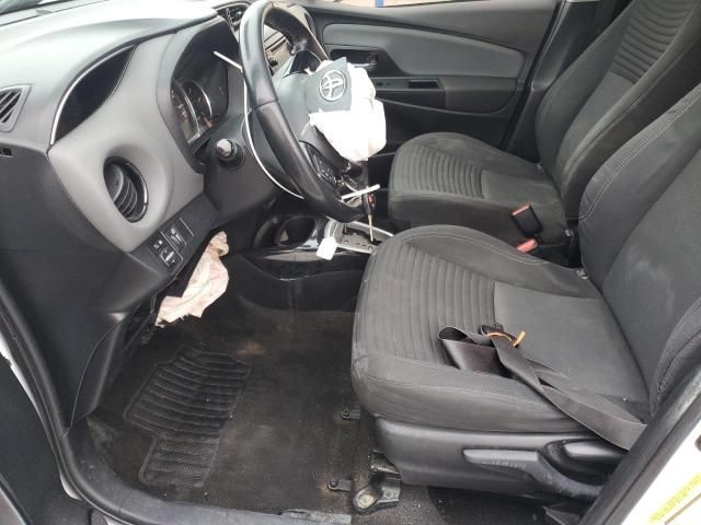 2016 Toyota Yaris L