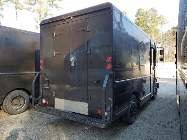 2009 Freightliner Chassis M Line WALK-IN Van