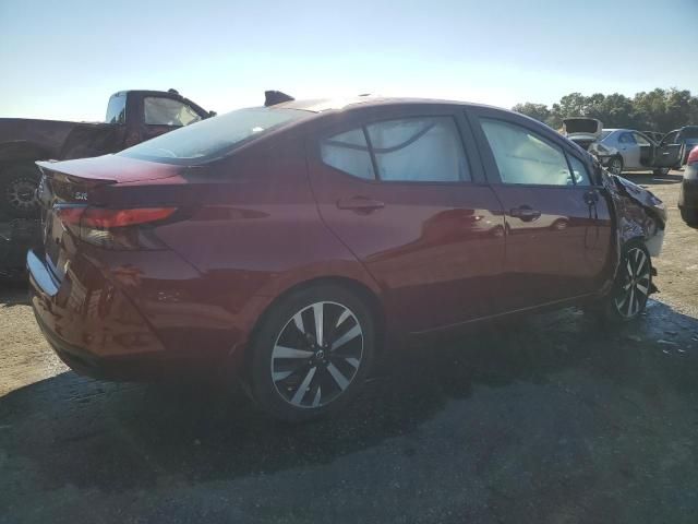 2022 Nissan Versa SR