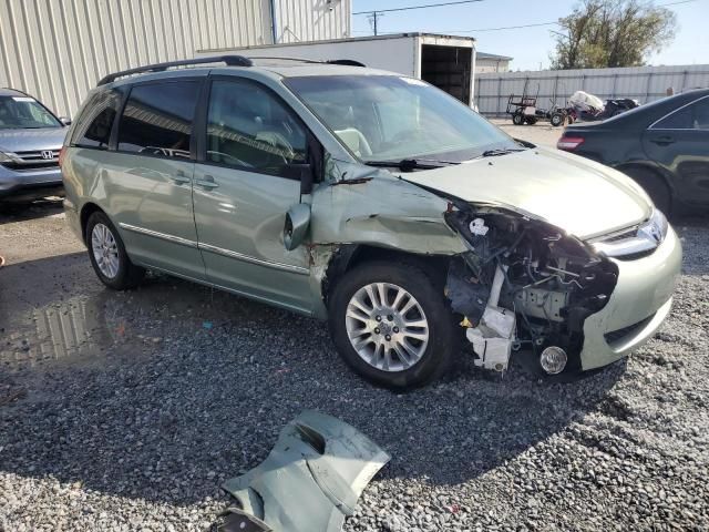 2008 Toyota Sienna XLE