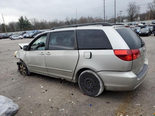 2004 Toyota Sienna CE