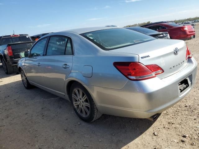 2005 Toyota Avalon XL