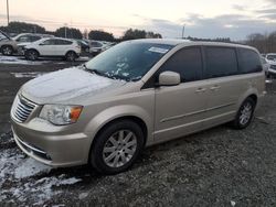 2014 Chrysler Town & Country Touring en venta en East Granby, CT